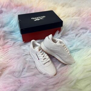 Mini brands miniature shoes